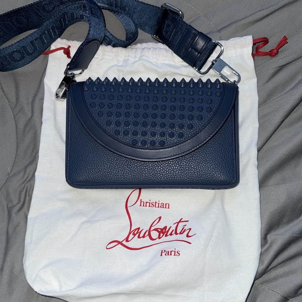 NWOT’s  Christian Louboutin Explorafunk Chain Wallet  Studded Crossbody Bag - Picture 7 of 7